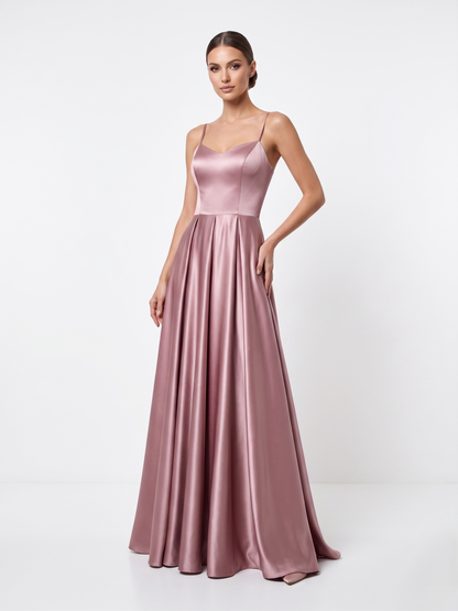 Elegantes Satin-Abendkleid mit Schlitz E310