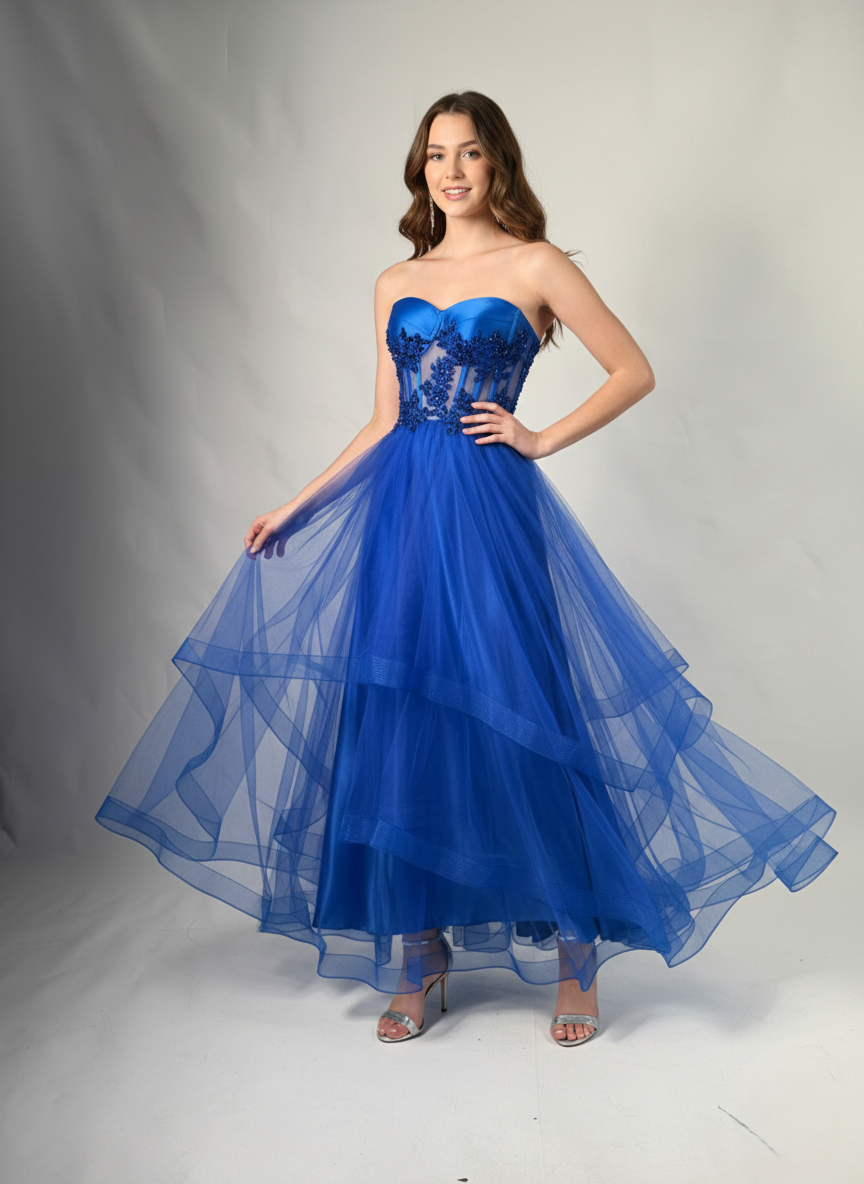 Produktbeschreibung: Ein atemberaubendes Abendkleid, das für einen unvergesslichen Auftritt sorgt. E330