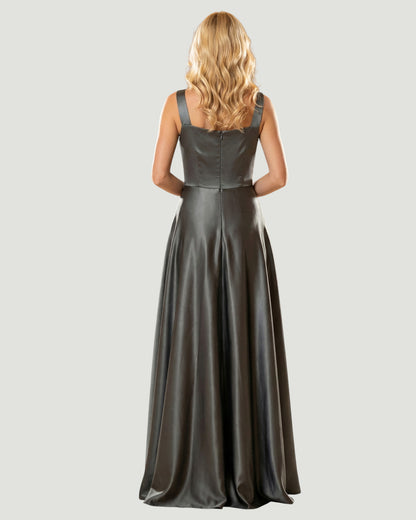 Elegantes Satin-Abendkleid mit eckigem Ausschnitt - E291