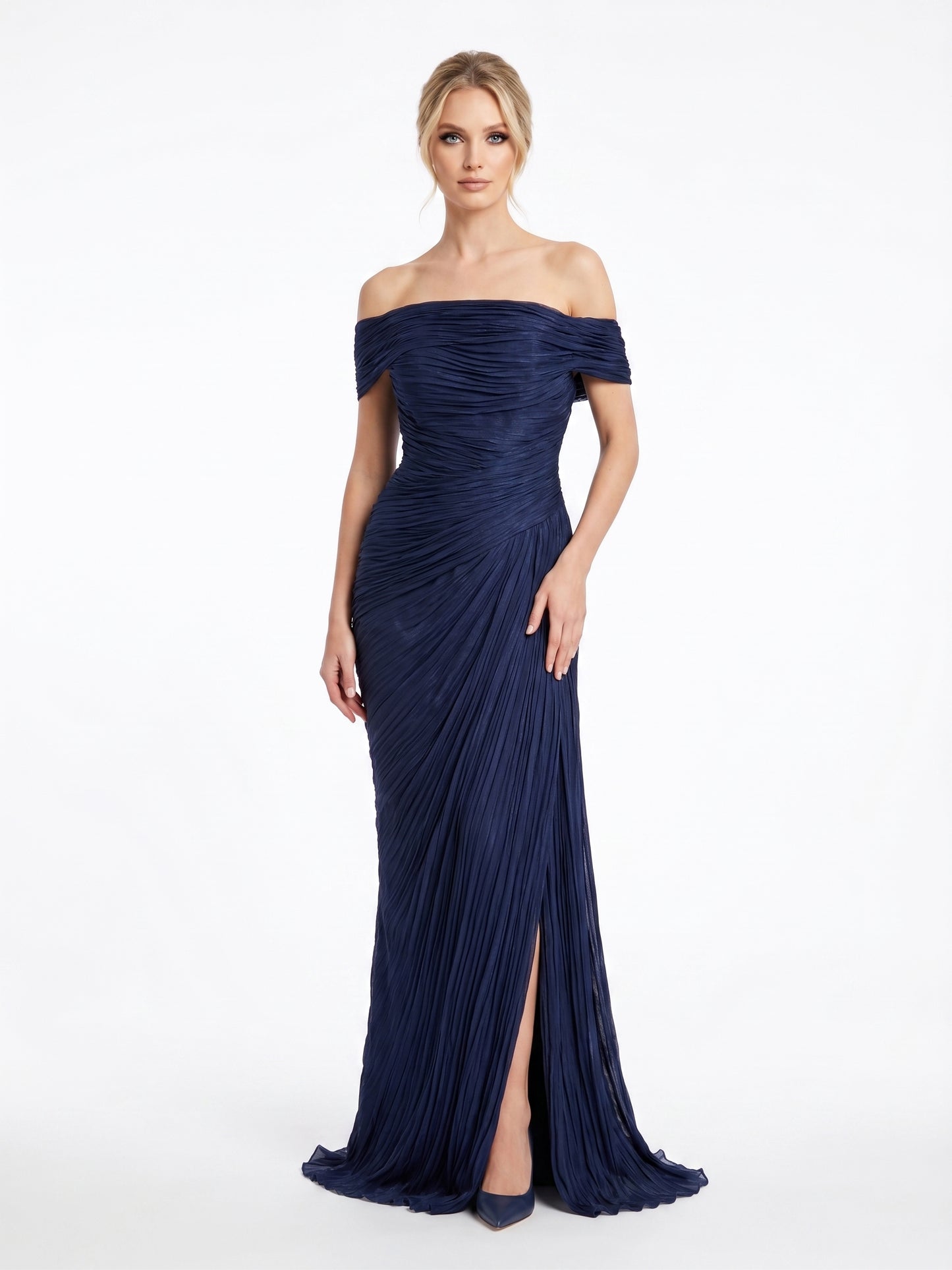 Elegantes schulterfreies Plissee-Abendkleid in Metallic-Olivgold Beschreibung: e389