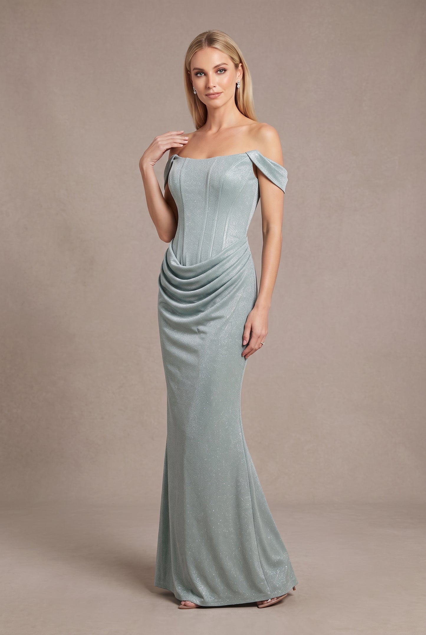 Schulterfreies Korsett-Abendkleid mit Drapierung in Roségold Beschreibung: e408
