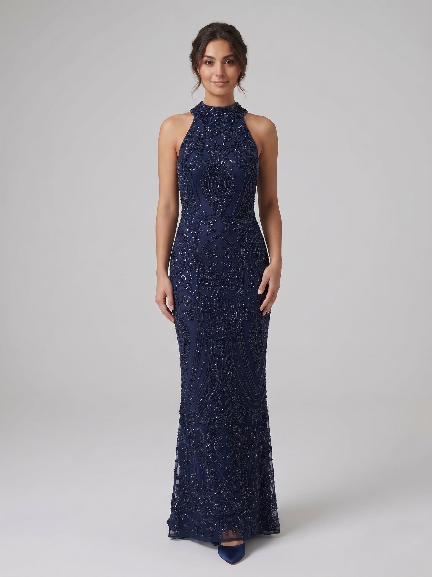 Ärmelloses Spitzenabendkleid mit Stehkragen e379