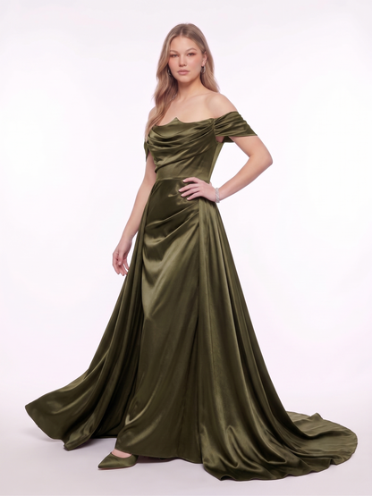 Langes Abendkleid mit U-Boot-Ausschnitt und Drapierung E370