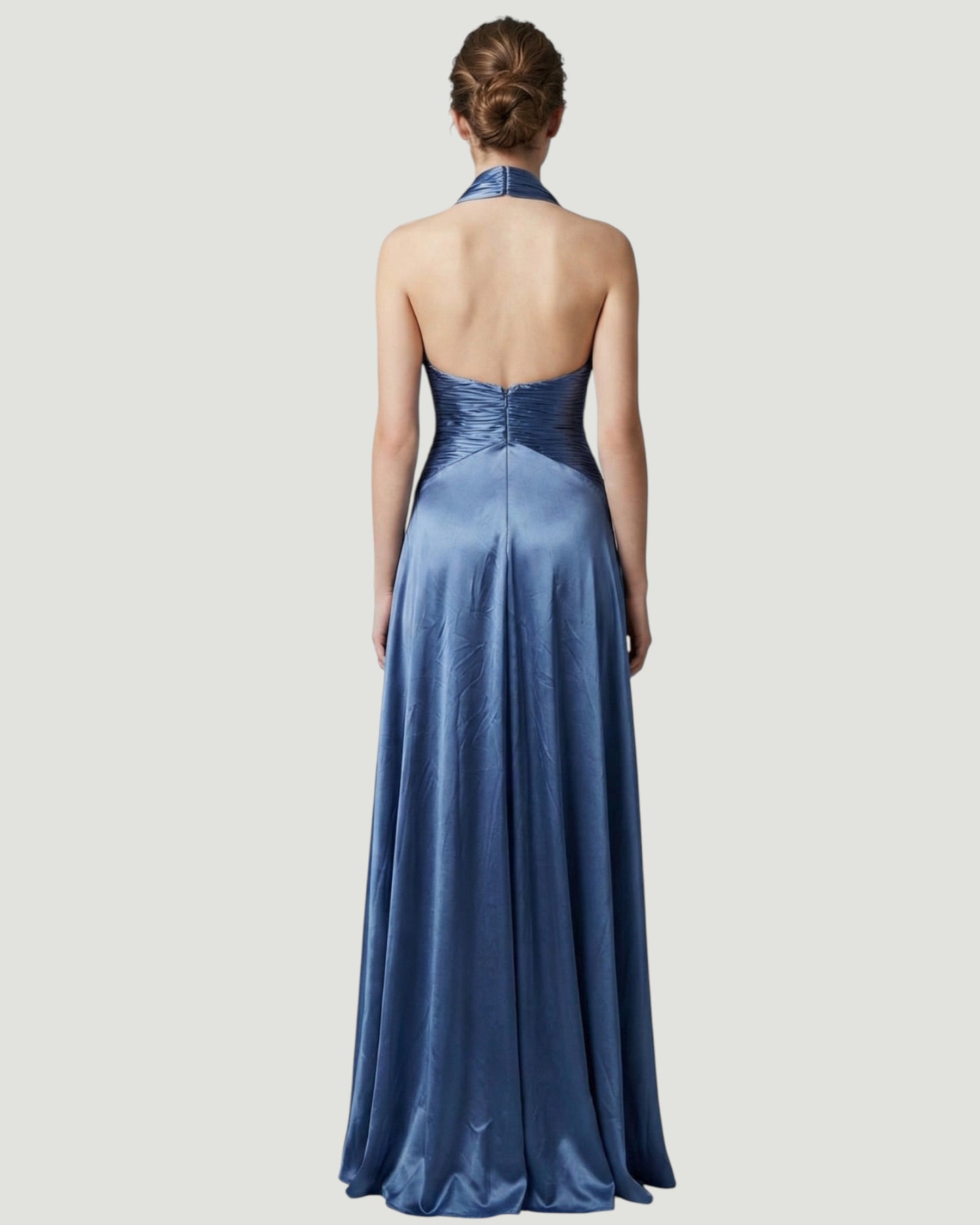 Elegantes Satin-Abendkleid mit Plissee E296