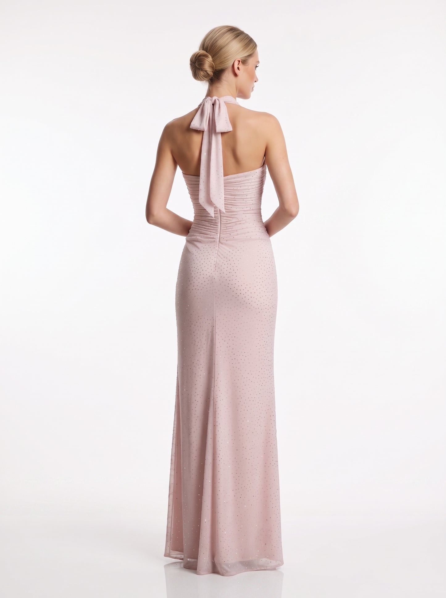 Elegantes Neckholder-Abendkleid mit Drapierung in Mintgrün Beschreibung: e410
