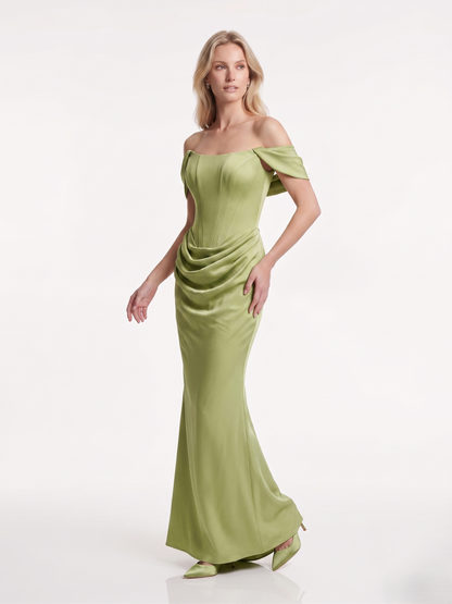 Schulterfreies Abendkleid mit Drapierung e385