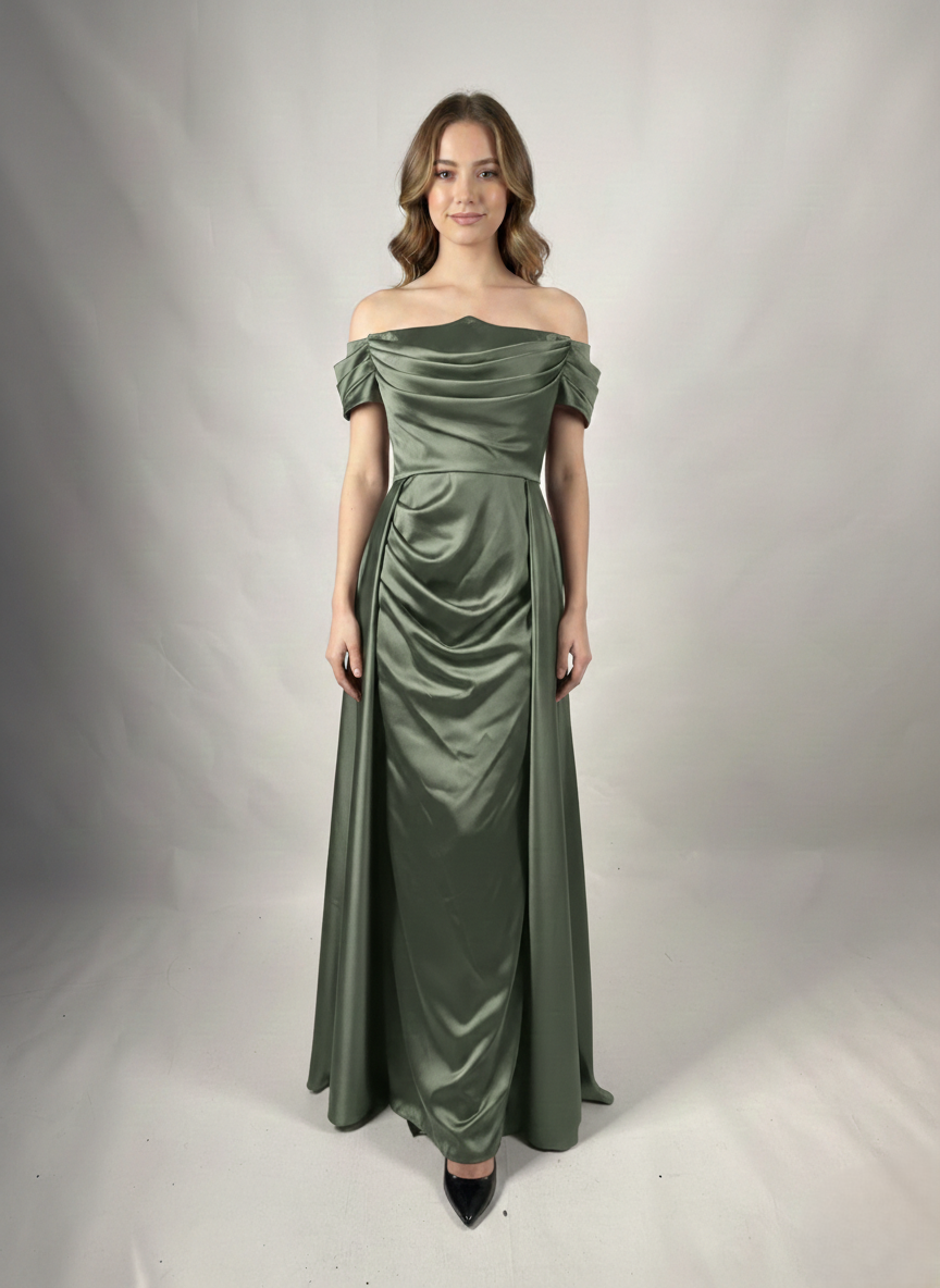 Langes Abendkleid mit U-Boot-Ausschnitt und Drapierung E370