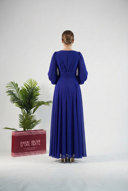 Chiffon-Abendkleid mit V-Ausschnitt und langen Ärmeln E348