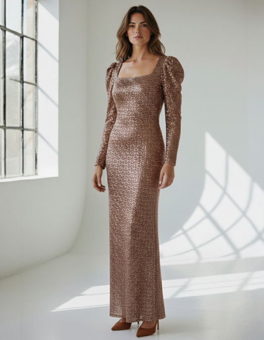 Langes Glänzendes Abendkleid mit Quadratischem Ausschnitt E274