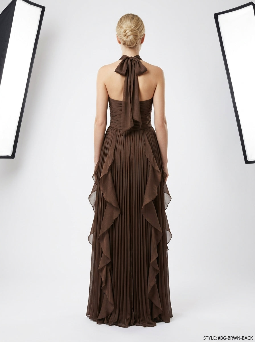 Elegantes Neckholder-Abendkleid in Metallic-Khaki mit Volants und Plissee e427