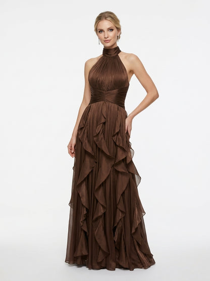 Elegantes Neckholder-Abendkleid in Metallic-Khaki mit Volants und Plissee e427