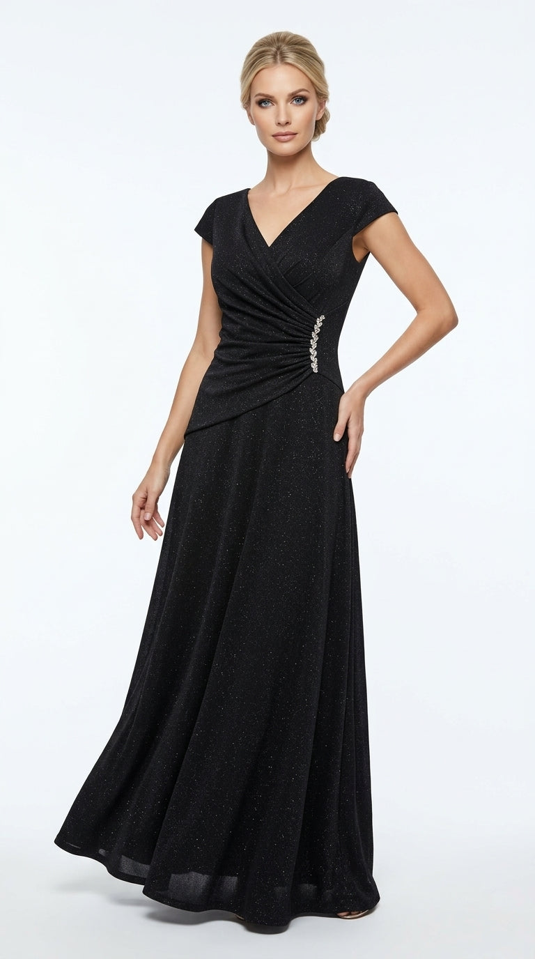 Elegantes, funkelndes Abendkleid in Schwarz mit V-Ausschnitt und Schmuckbrosche e424