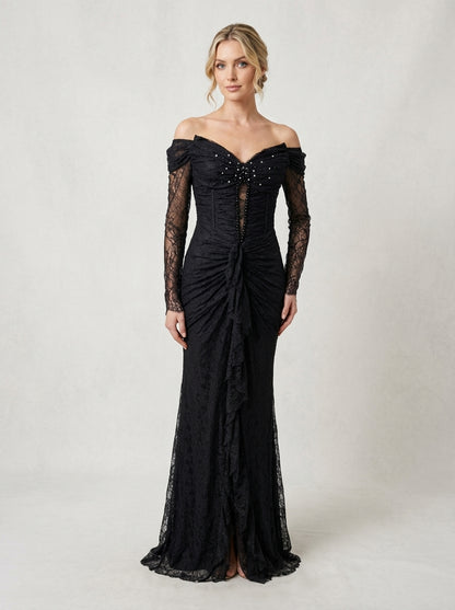 Schulterfreies Spitzen-Abendkleid in Schwarz mit Korsett-Detail und Raffung e432