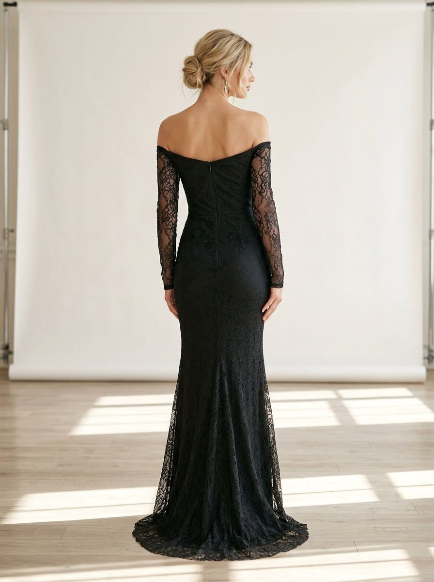Schulterfreies Spitzen-Abendkleid in Schwarz mit Korsett-Detail und Raffung e432