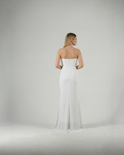 Schulterfreies Langes Abendkleid mit Korsett-Detail E350