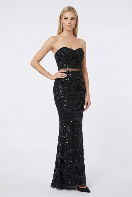 Trägerloses Spitzenabendkleid e380