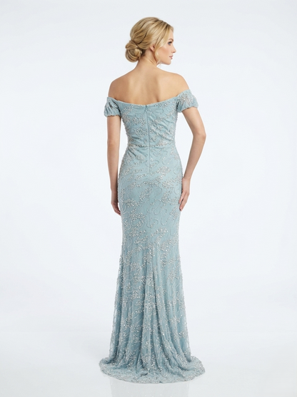 Elegantes schulterfreies Abendkleid mit Pailletten und hohem Beinschlitz in Schokobraun Beschreibung:e398