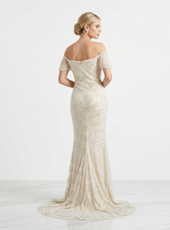 Elegantes schulterfreies Abendkleid mit Pailletten und hohem Beinschlitz in Schokobraun Beschreibung:e398