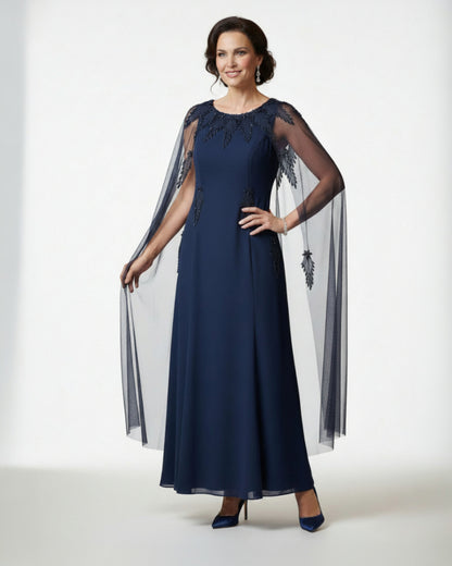 Langes Besticktes Abendkleid mit Tüllcape E286